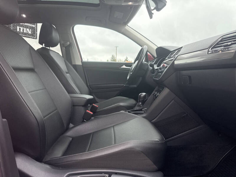 2018 Volkswagen Tiguan 2.0T SEL 4Motion