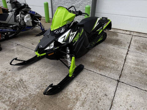 2018 Arctic Cat XF 9000 Cross Country Limited