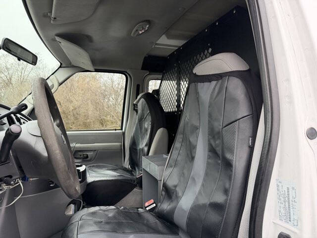 2006 Ford E-Series E-250