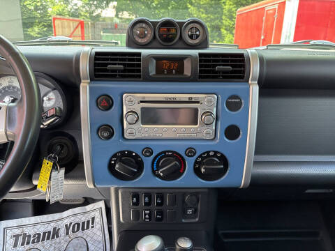 2012 Toyota FJ Cruiser