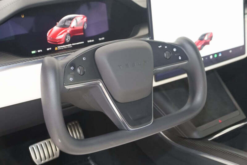 2022 Tesla Model S Plaid
