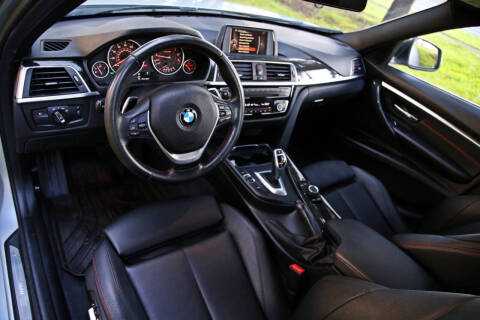 2017 BMW 3 Series 330i