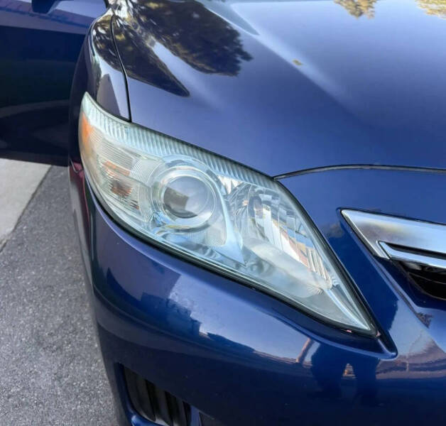 2011 Toyota Camry Hybrid
