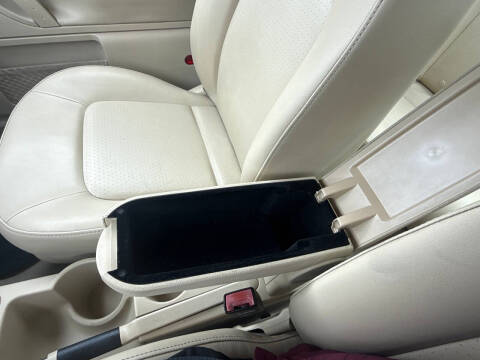 2008 Volkswagen New Beetle SE