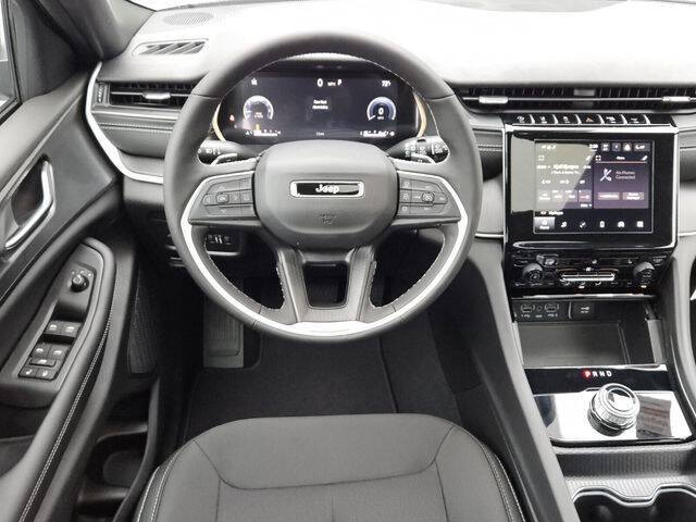 2026 Jeep Grand Cherokee Laredo X