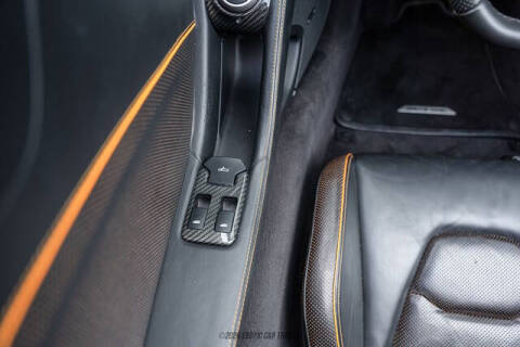 2013 McLaren MP4-12C Spider