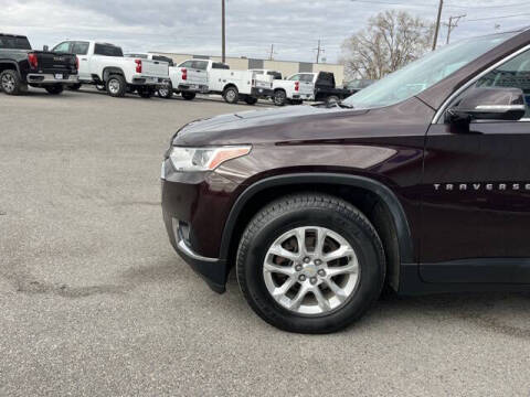 2020 Chevrolet Traverse LT Cloth