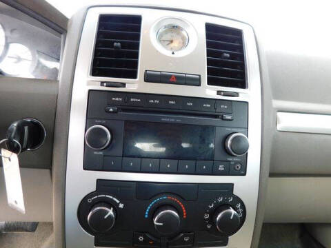 2009 Chrysler 300 LX