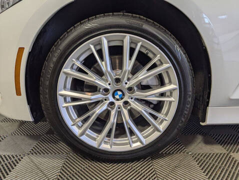 2024 BMW 3 Series 330i