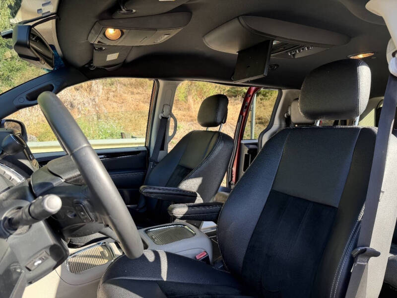 2014 Dodge Grand Caravan SXT 30th Anniversary