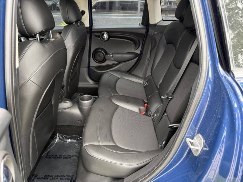 2016 MINI Hardtop 4 Door Cooper