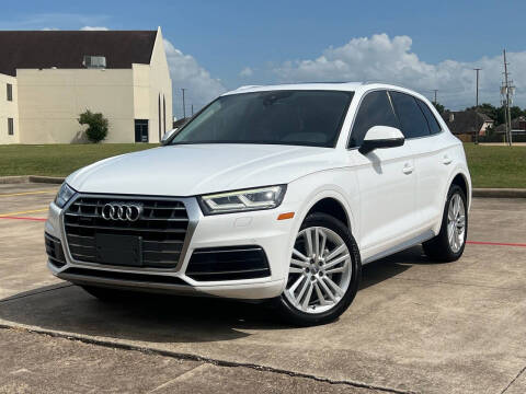2018 Audi Q5 for sale at AUTO DIRECT Bellaire in Houston TX