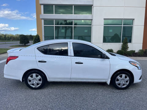 2015 Nissan Versa 1.6 S Plus
