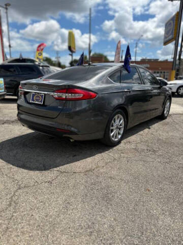 2017 Ford Fusion SE
