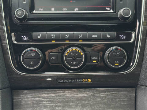 2018 Volkswagen Passat 2.0T SE