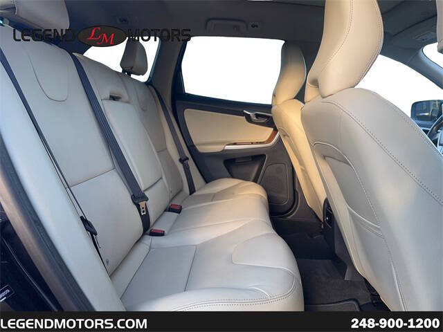 2017 Volvo XC60 T5 Inscription