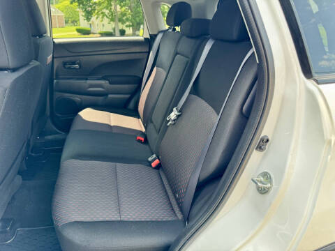 2017 Mitsubishi Outlander Sport LE