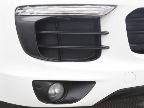 2018 Porsche Cayenne Platinum Edition