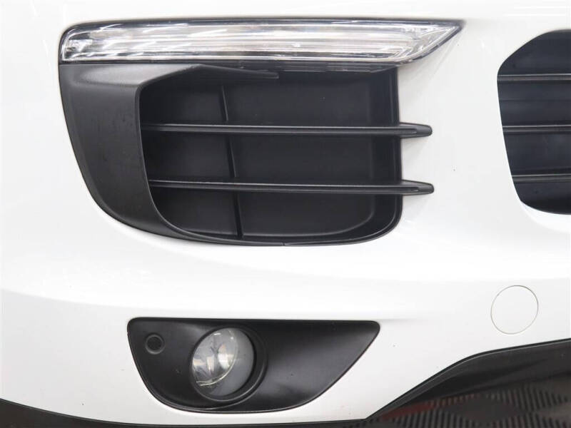 2018 Porsche Cayenne Platinum Edition