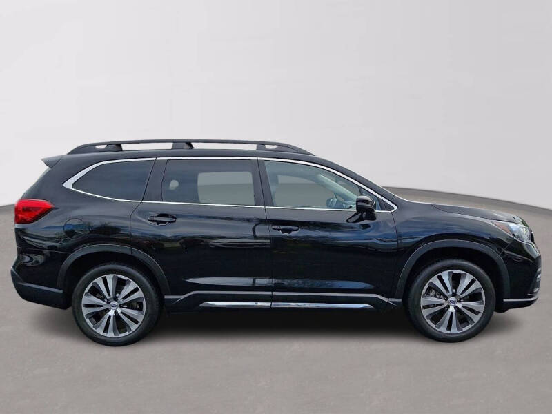 2022 Subaru Ascent Limited 8-Passenger