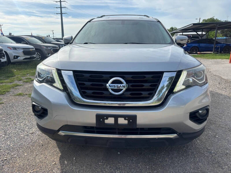 2017 Nissan Pathfinder SV