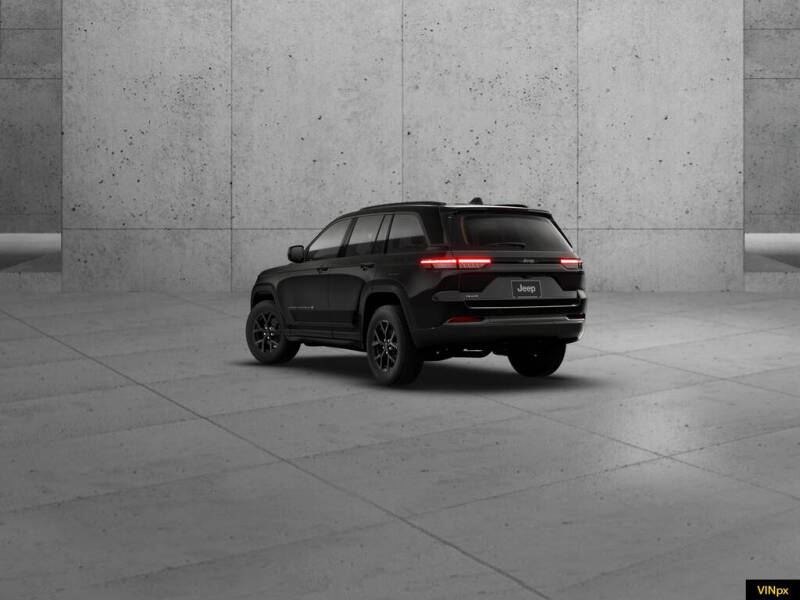 2026 Jeep Grand Cherokee Altitude