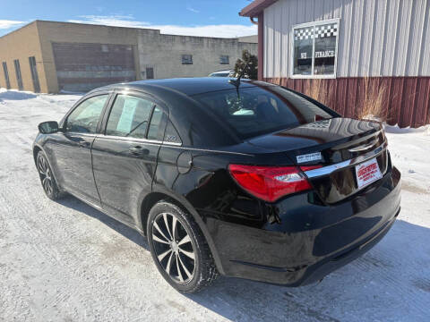 2013 Chrysler 200 Touring