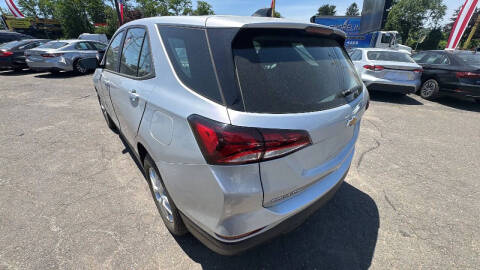 2022 Chevrolet Equinox LS