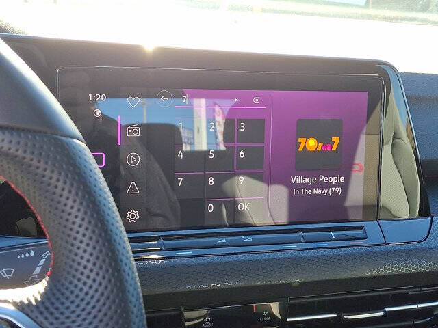 2024 Volkswagen Golf GTI 380 SE