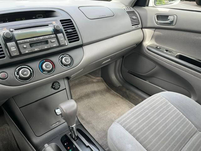2006 Toyota Camry LE