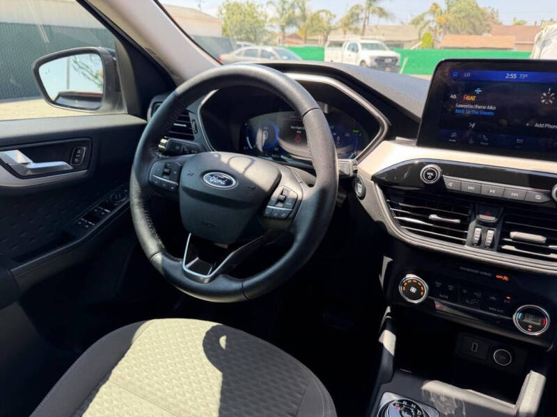 2020 Ford Escape Hybrid SE Sport