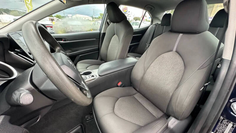 2022 Toyota Camry LE