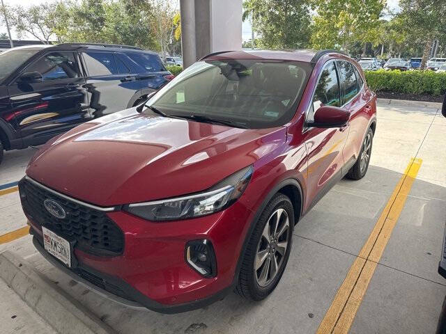 2023 Ford Escape Platinum