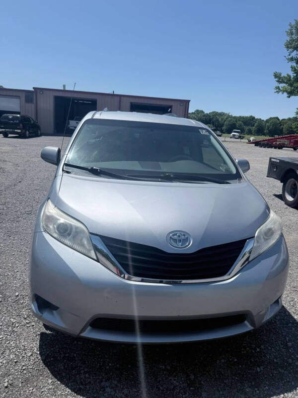 2011 Toyota Sienna