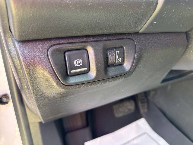 2017 GMC Acadia SLE-2
