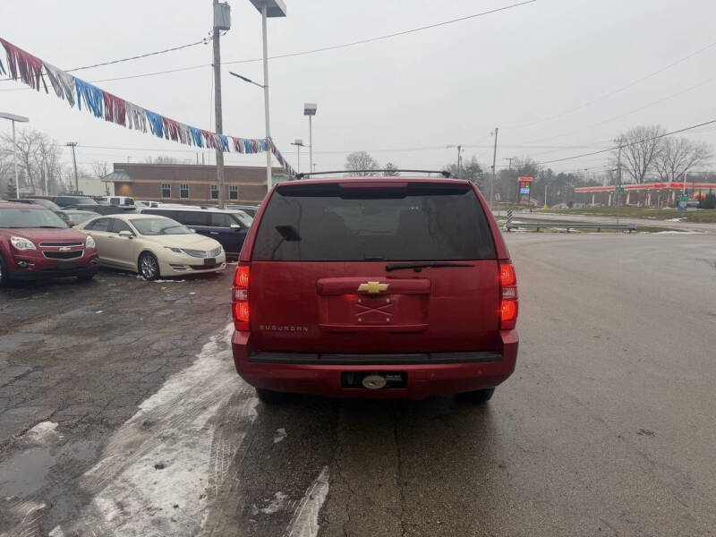 2013 Chevrolet Suburban LT