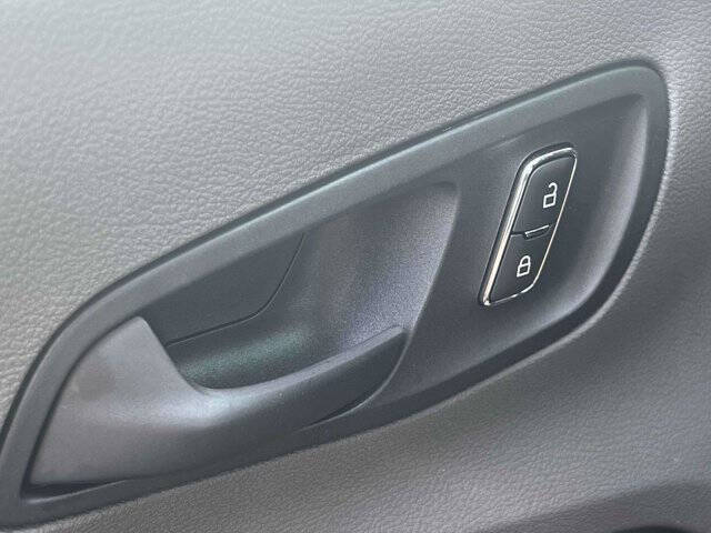 2025 Ford Transit 250