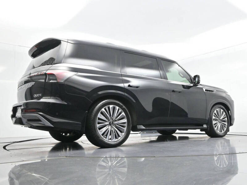 2025 Infiniti QX80 Luxe