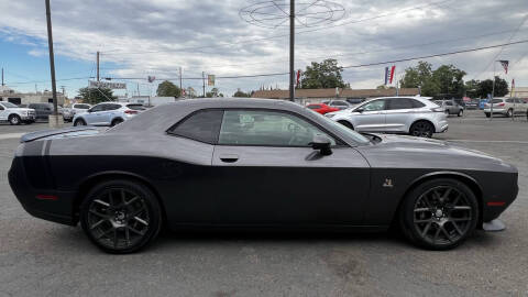 2016 Dodge Challenger R/T Scat Pack