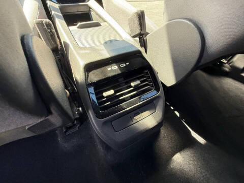 2021 Volkswagen ID.4 Pro