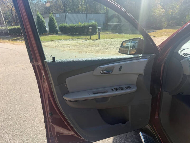 2010 Chevrolet Traverse LT