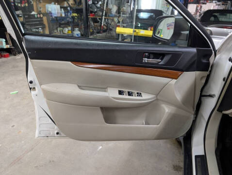 2014 Subaru Outback 2.5i Limited