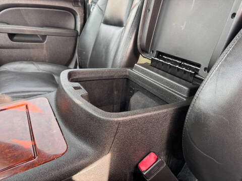 2011 Chevrolet Avalanche LTZ