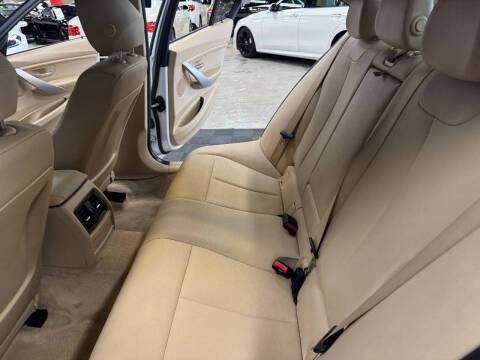 2015 BMW 3 Series 320i xDrive