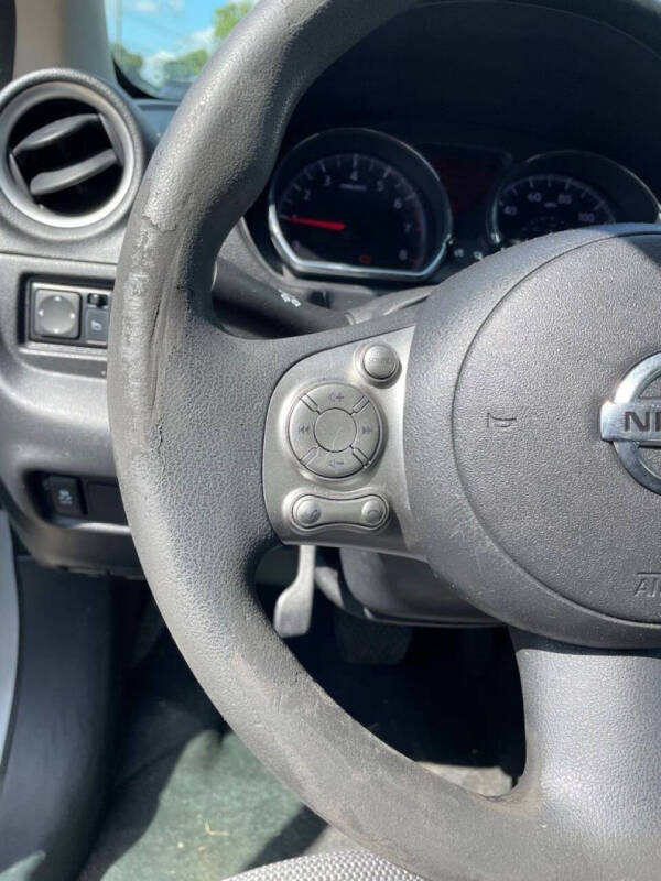 2014 Nissan Versa 1.6 SV