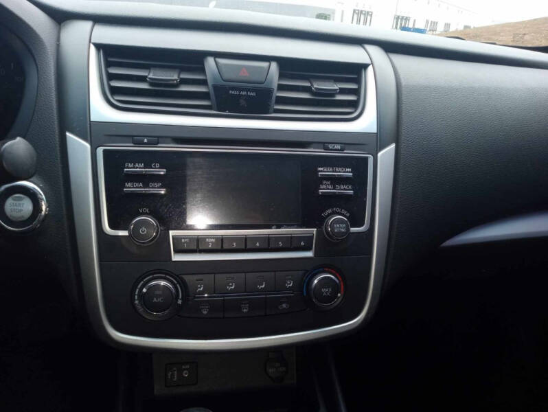 2017 Nissan Altima 2.5 SR