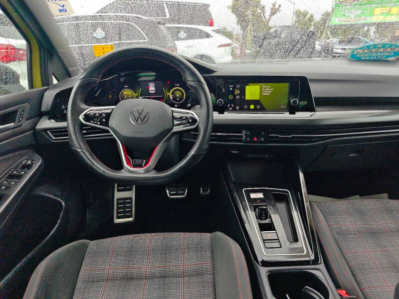 2023 Volkswagen Golf GTI 40th Anniversary Edition