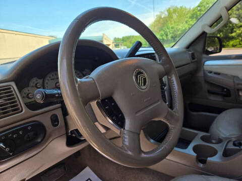 2004 Mercury Mountaineer Convenience