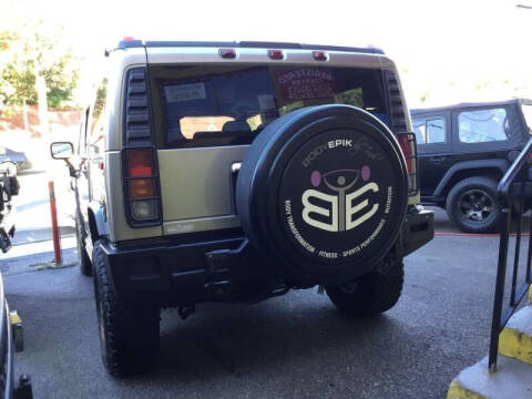 2004 HUMMER H2 Lux Series