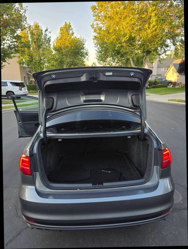 2016 Volkswagen Jetta